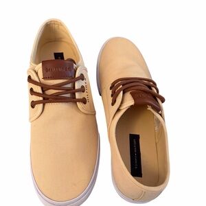 Tommy Hilfiger Men’s Beige Canvas Lace-Up Sneakers-Leather Detailing-Size-8.5